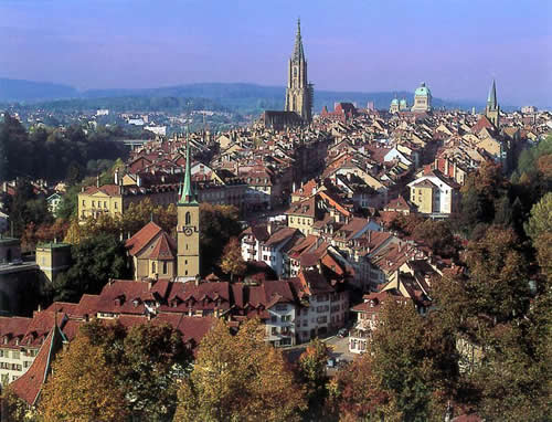 伯尔尼国际成立